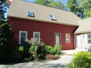 14 Balmoral Drive, Stratham, NH 03885