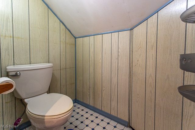 1554 Edgewood NE, Warren, OH 44483