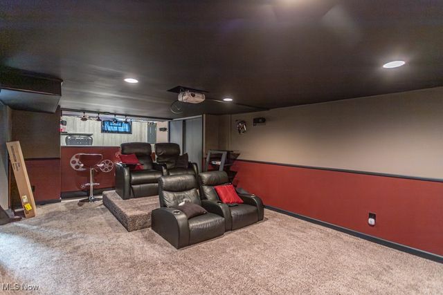 1554 Edgewood NE, Warren, OH 44483