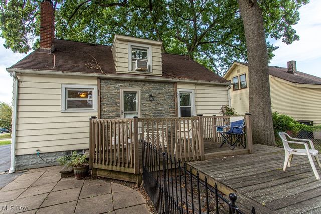 1554 Edgewood NE, Warren, OH 44483