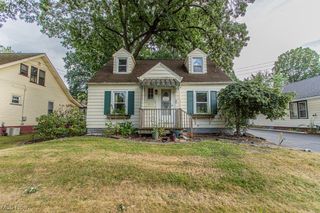 1554 Edgewood NE, Warren, OH 44483