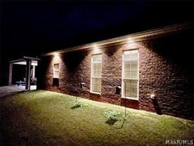 9767 Farnham Drive, Pike Road, AL 36064