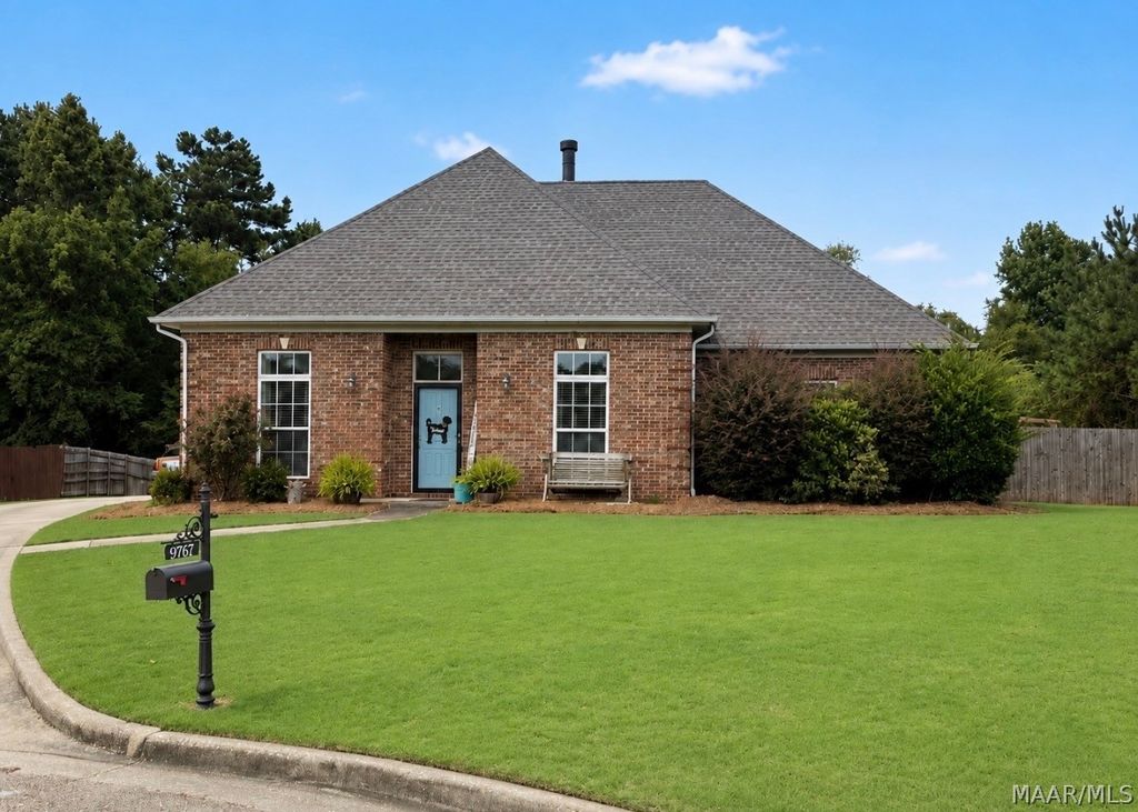 9767 Farnham Drive, Pike Road, AL 36064