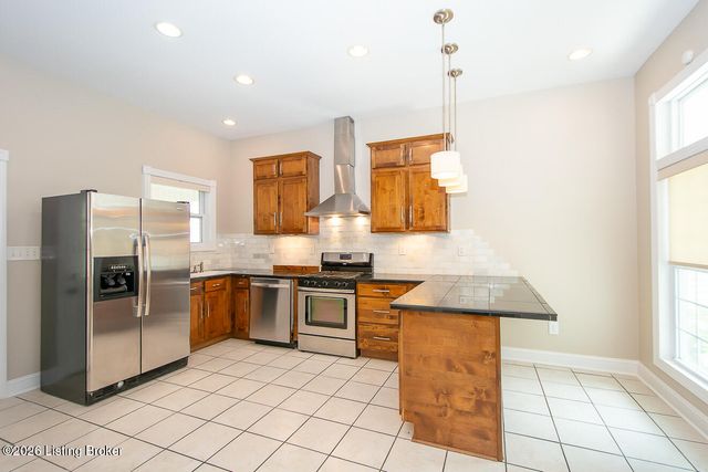 1061 E Kentucky St, Louisville, KY 40204