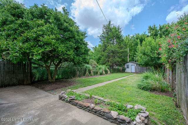 1061 E Kentucky St, Louisville, KY 40204
