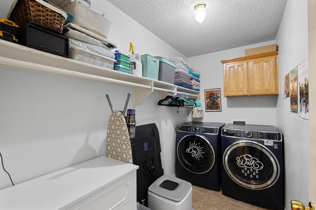 101 Saint James Court, Rhome, TX 76078