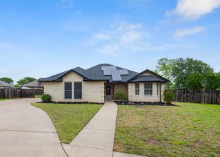 101 Saint James Court, Rhome, TX 76078