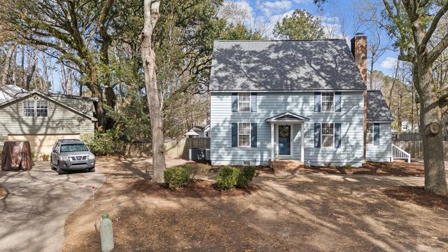855 Springwood Circle, Mount Pleasant, SC 29464