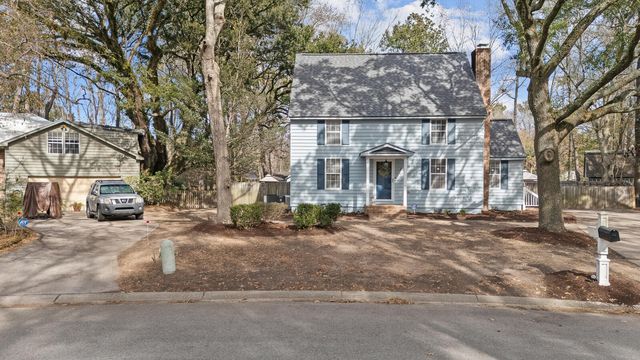 855 Springwood Circle, Mount Pleasant, SC 29464