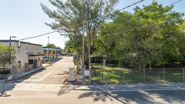 2226 NW 46th Street, Miami, FL 33142