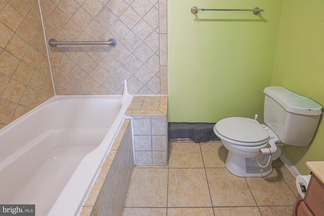 3310 LABYRINTH RD, Baltimore, MD 21215