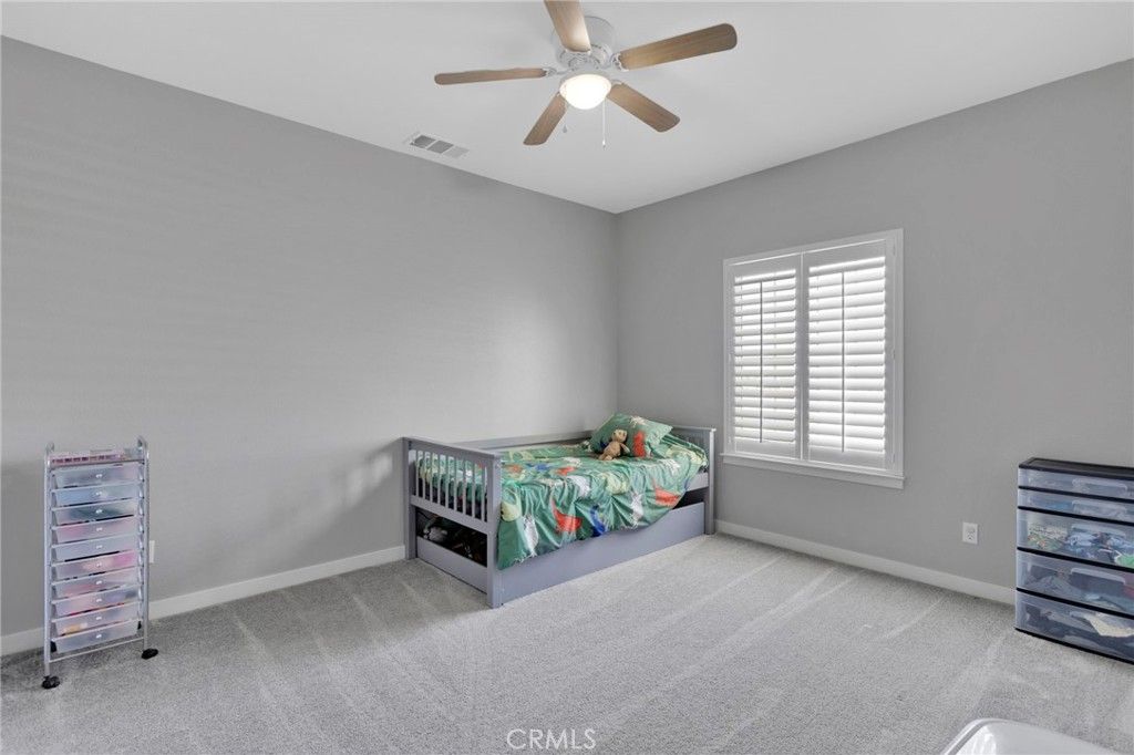 Image 15 of property listing at 9177 Taylor Way, Phelan, CA 92344