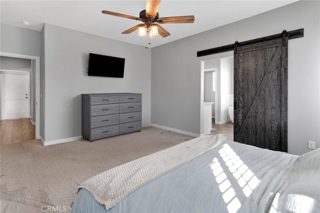 Image 22 of property listing at 9177 Taylor Way, Phelan, CA 92344