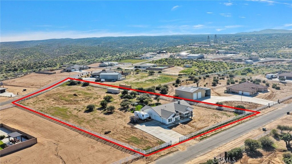 Image 44 of property listing at 9177 Taylor Way, Phelan, CA 92344