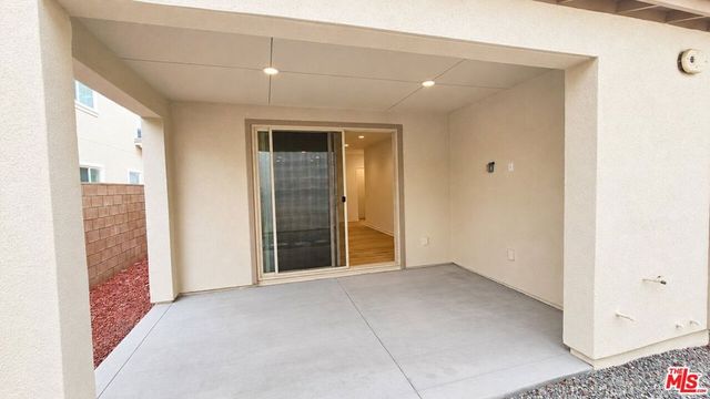 6972 Calla Lily Drive, Fontana, CA 92336