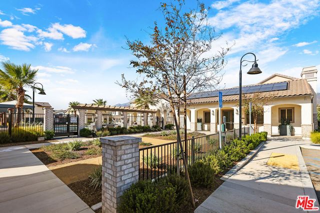 6972 Calla Lily Drive, Fontana, CA 92336