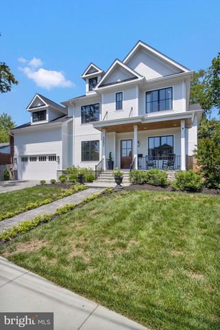 5231 32ND ST N, Arlington, VA 22207