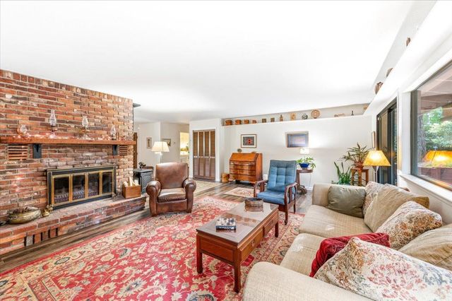 14601 Echo Ridge Dr, Nevada City, CA 95959