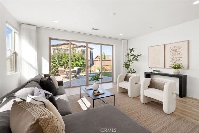 3901 Hayfield Loop, San Luis Obispo, CA 93401