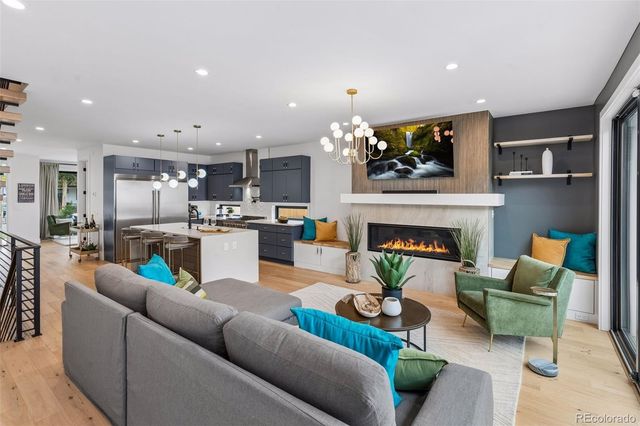 2526 S Lincoln Street, Denver, CO 80210