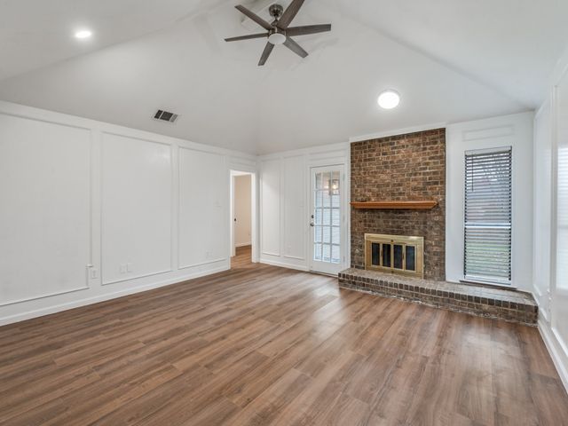 2035 Avignon Drive, Carrollton, TX 75007