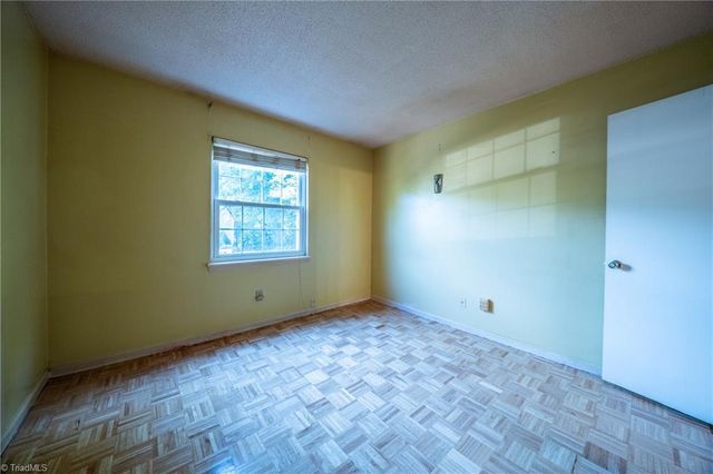 5643 Hornaday Road C, Greensboro, NC 27409