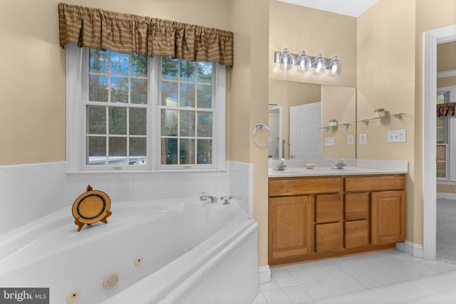 17246 PEPPERSTOCK LN, Jeffersonton, VA 22724