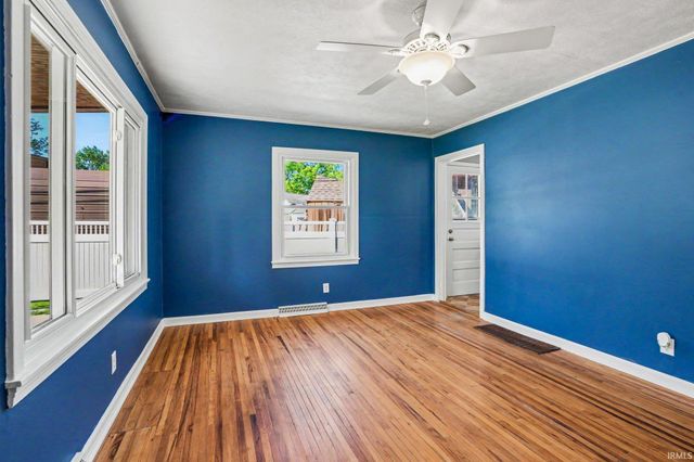 2411 Eisenhower Avenue, South Bend, IN 46615