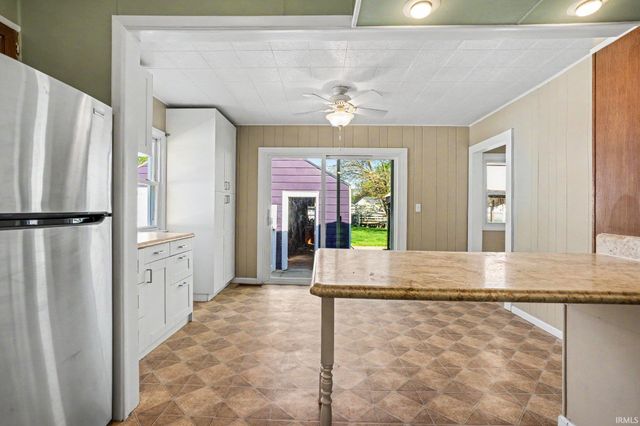 2411 Eisenhower Avenue, South Bend, IN 46615