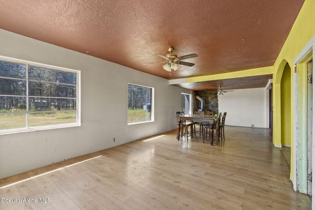 26497 N Warren Rd, Athol, ID 83801