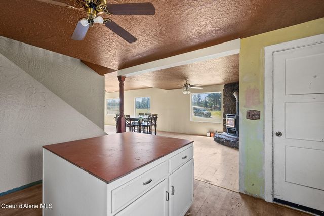 26497 N Warren Rd, Athol, ID 83801