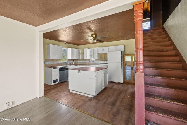 26497 N Warren Rd, Athol, ID 83801
