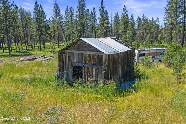 26497 N Warren Rd, Athol, ID 83801