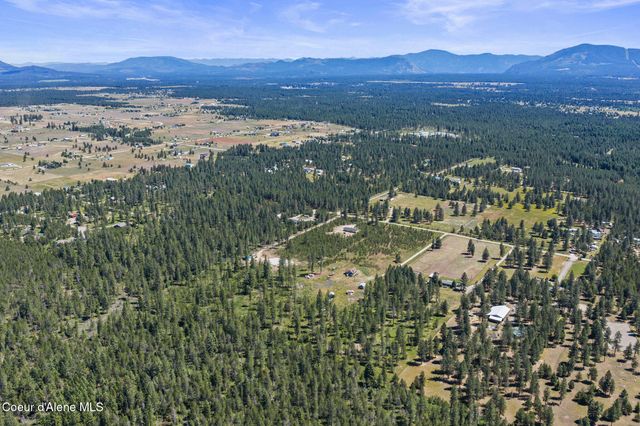 26497 N Warren Rd, Athol, ID 83801