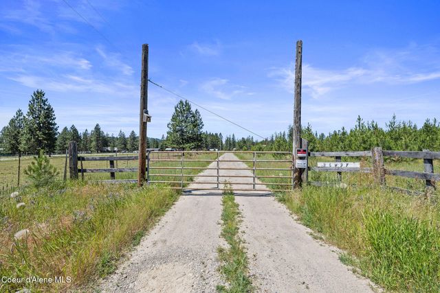 26497 N Warren Rd, Athol, ID 83801