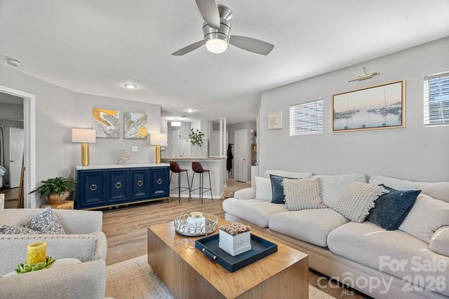18845 Vineyard Point Lane, Cornelius, NC 28031