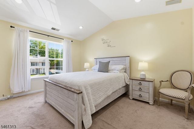 7 Derby, East Orange City, NJ 07018