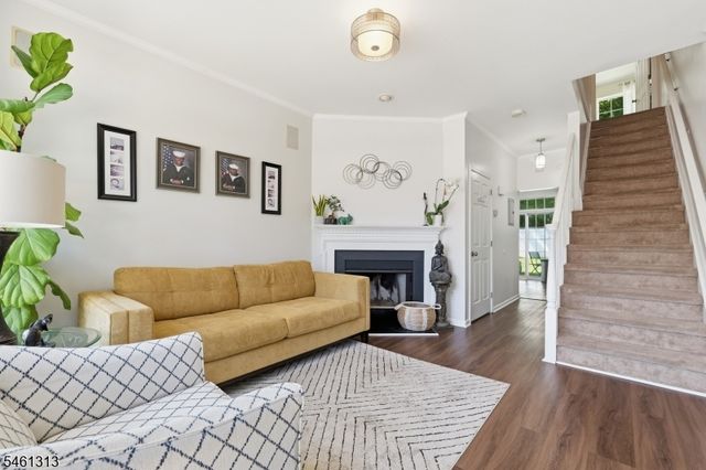7 Derby, East Orange City, NJ 07018