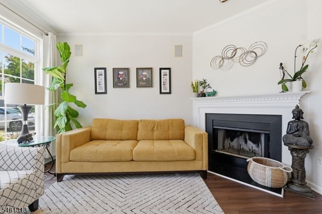 7 Derby, East Orange City, NJ 07018