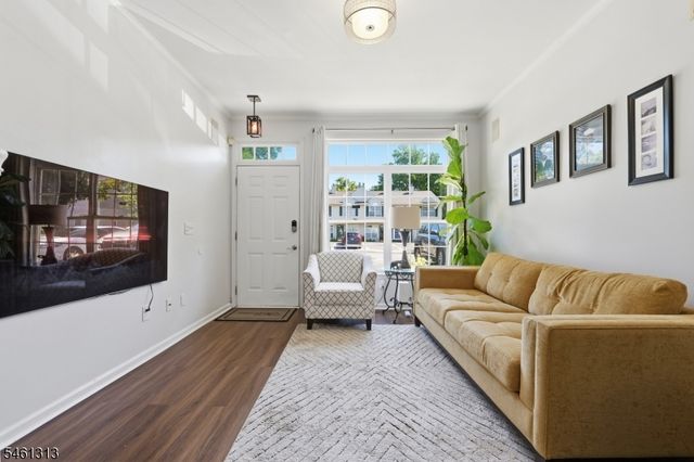 7 Derby, East Orange City, NJ 07018