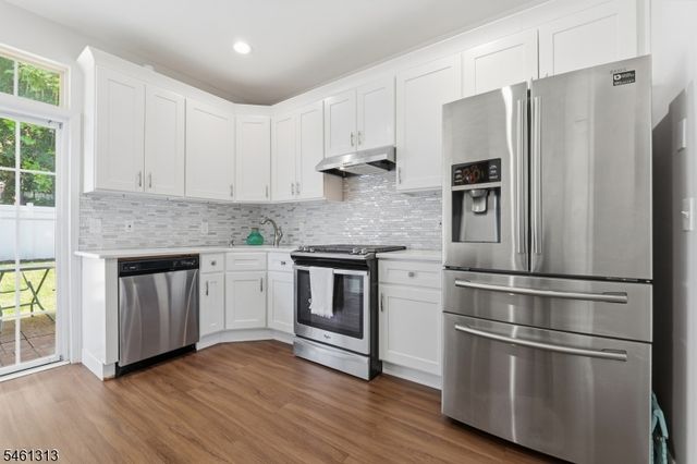 7 Derby, East Orange City, NJ 07018