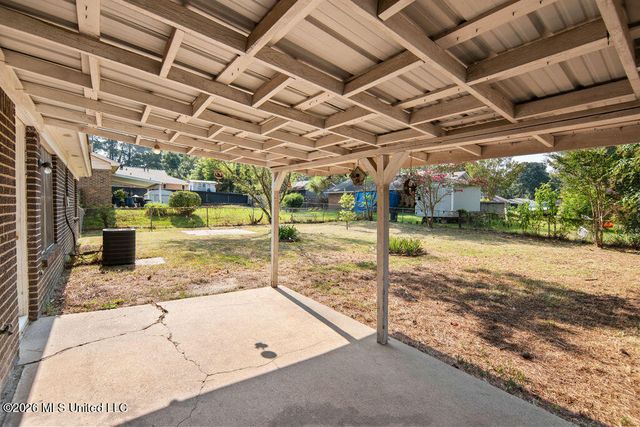 2853 Pine Circle Drive, Pearl, MS 39208
