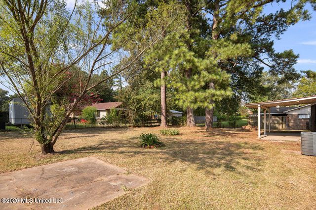 2853 Pine Circle Drive, Pearl, MS 39208