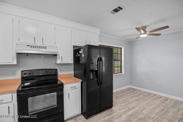 2853 Pine Circle Drive, Pearl, MS 39208