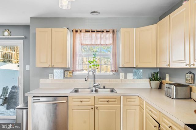 201 SHANNONBROOK LN, Frederick, MD 21702