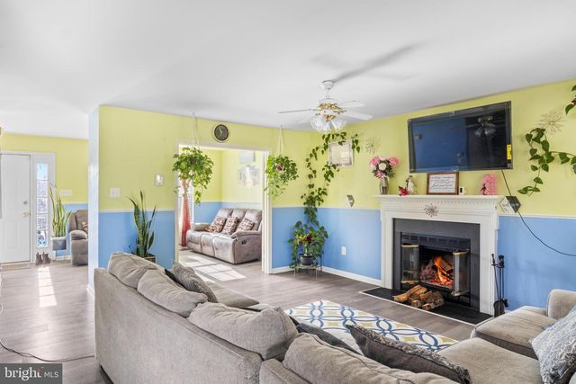 201 SHANNONBROOK LN, Frederick, MD 21702