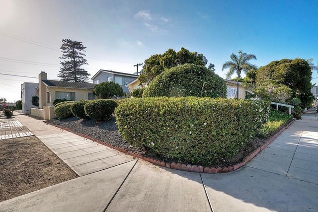 428 Rosemont St, La Jolla, CA 92037