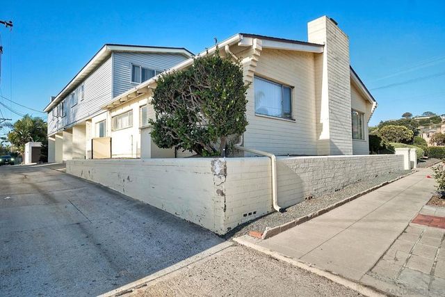 428 Rosemont St, La Jolla, CA 92037