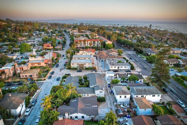 428 Rosemont St, La Jolla, CA 92037