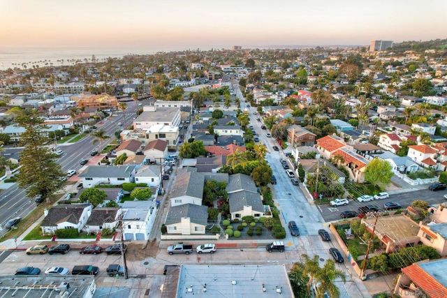 428 Rosemont St, La Jolla, CA 92037